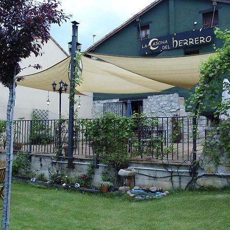 La Casona Del Herrero Navaleno Exterior photo