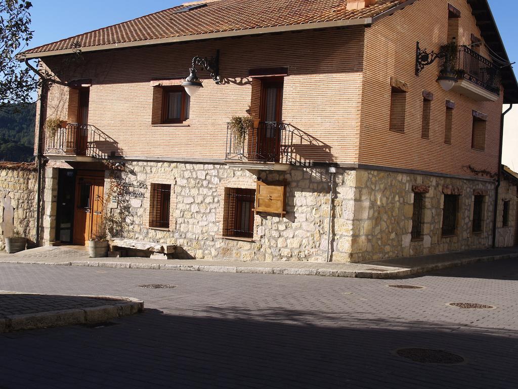 La Casona Del Herrero Navaleno Exterior photo