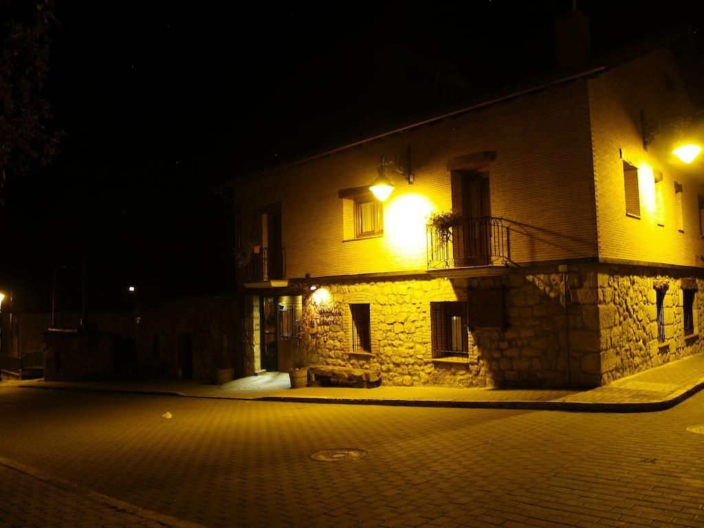La Casona Del Herrero Navaleno Exterior photo